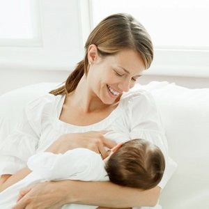 Losing Weight While Breastfeeding: Is it Possible and Safe