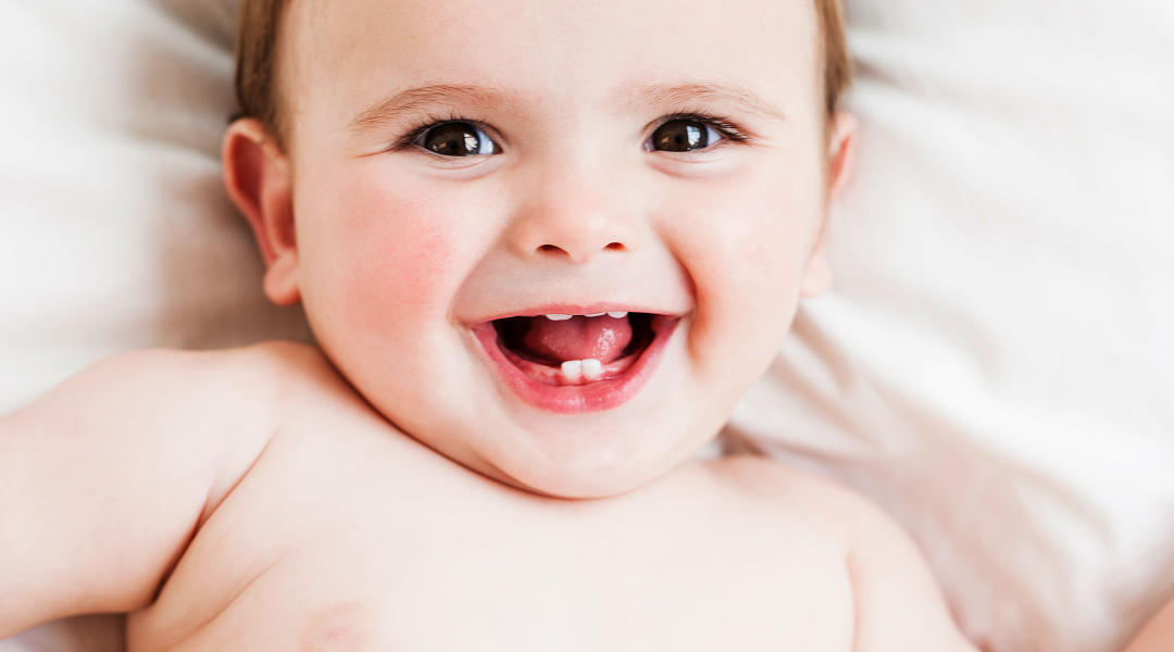 4 REMEDIES FOR TEETHING BABY